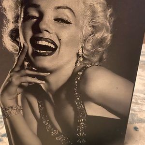 Marilyn Monroe storage box